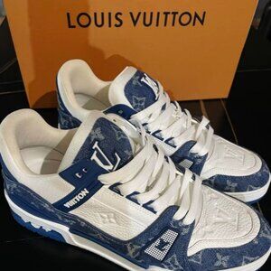 LOUIS VUITTON Trainer - Fashionable canvas and leather sneakers in denim blue